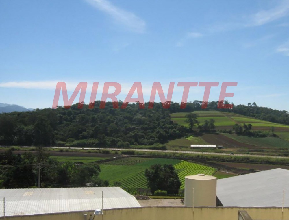 Galpao em Arujazinho