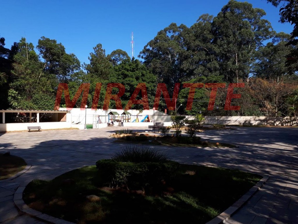 Apartamento de 93m² com 3 quartos em Barro Branco