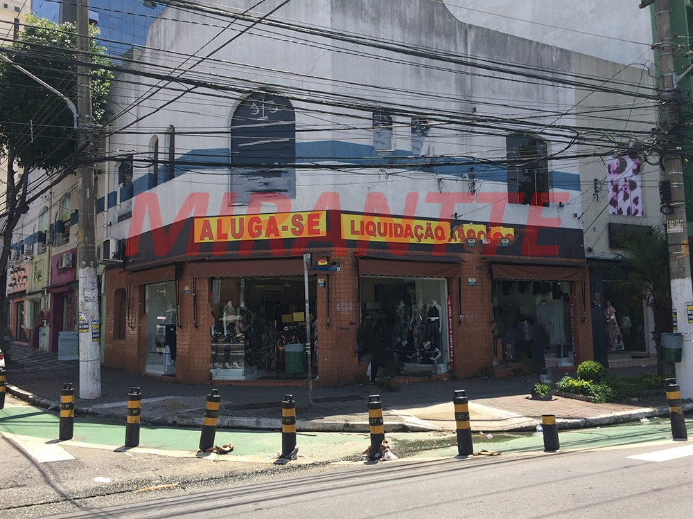 Comercial de 250m² em Santana