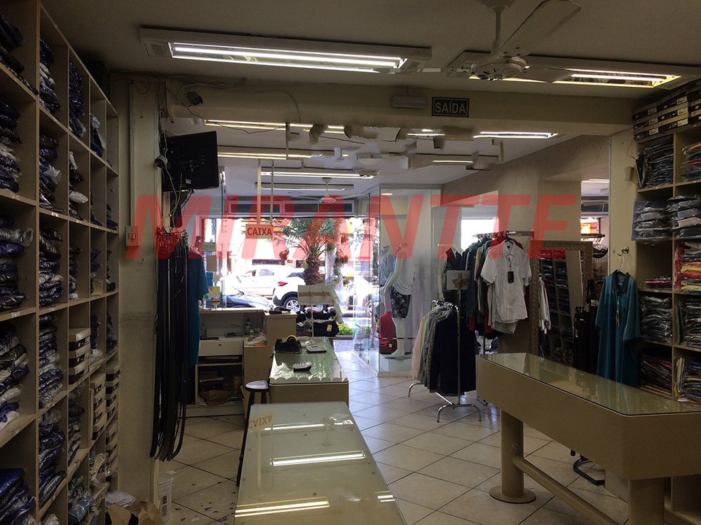 Comercial de 250m² em Santana