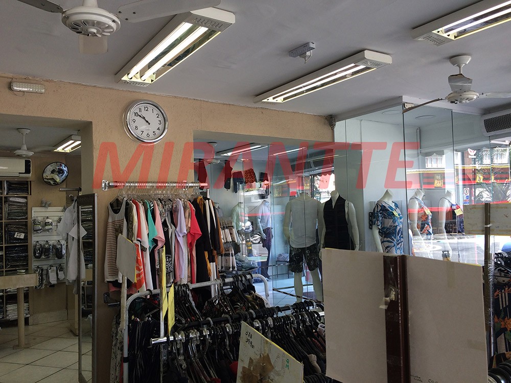 Comercial de 250m² em Santana