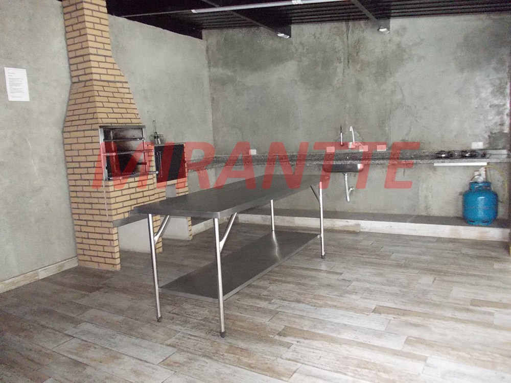 Apartamento de 65m² com 2 quartos em Santana