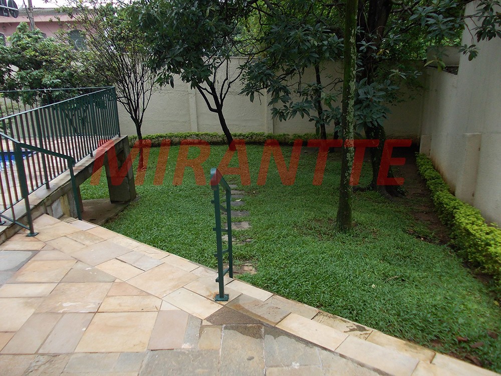 Apartamento de 65m² com 2 quartos em Santana