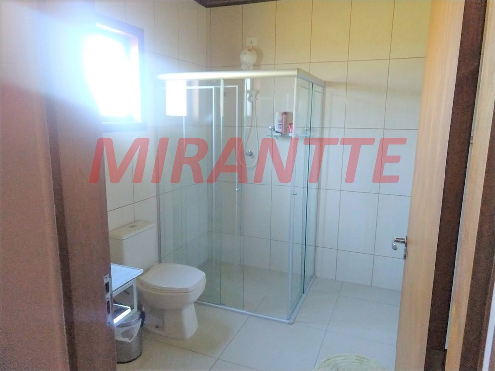 Sobrado de 700m² com 6 quartos em RIO ACIMA