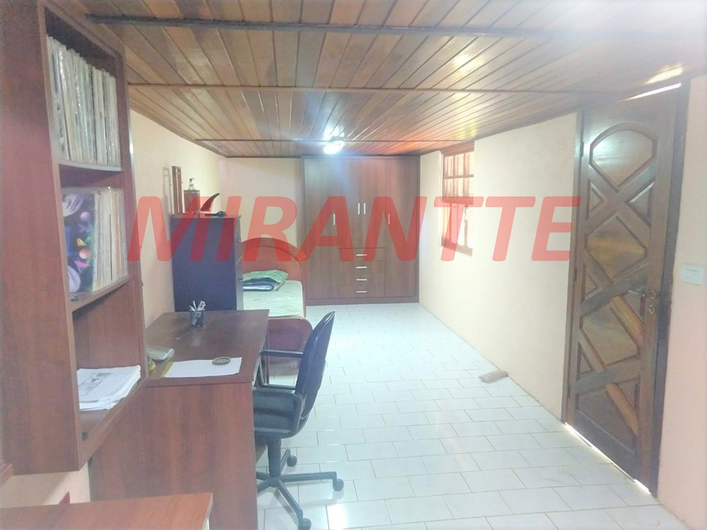 Sobrado de 700m² com 6 quartos em RIO ACIMA