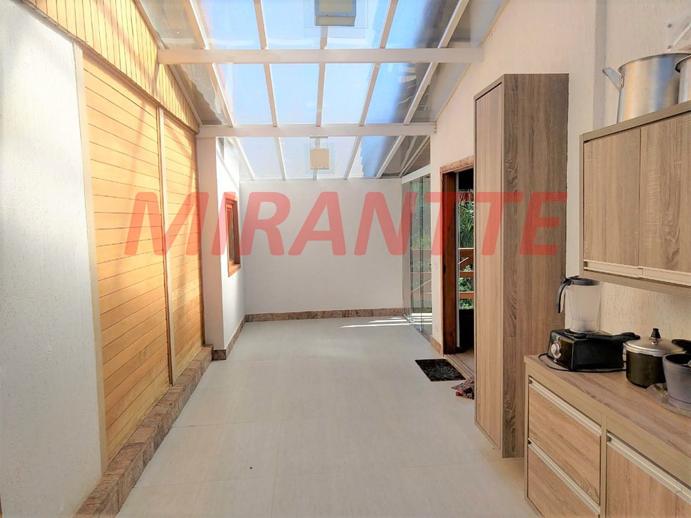 Sobrado de 700m² com 6 quartos em RIO ACIMA