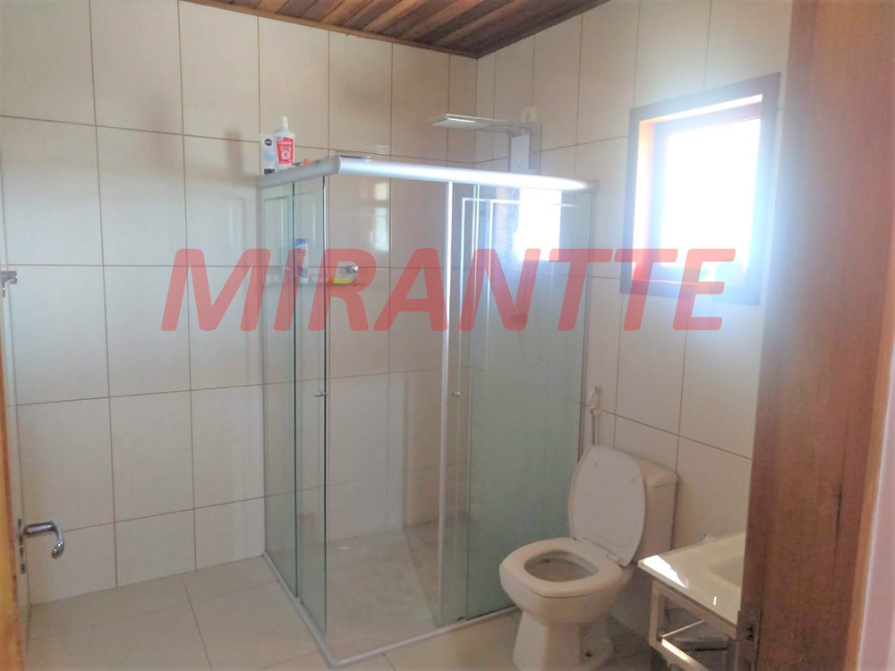 Sobrado de 700m² com 6 quartos em RIO ACIMA