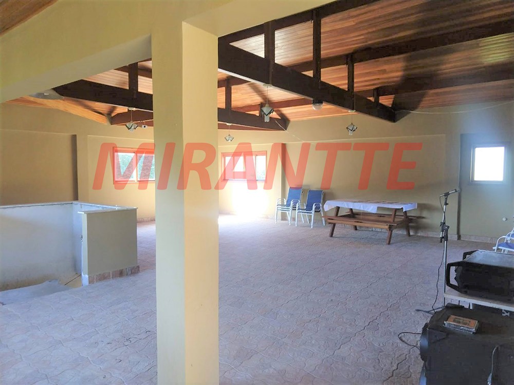 Sobrado de 700m² com 6 quartos em RIO ACIMA