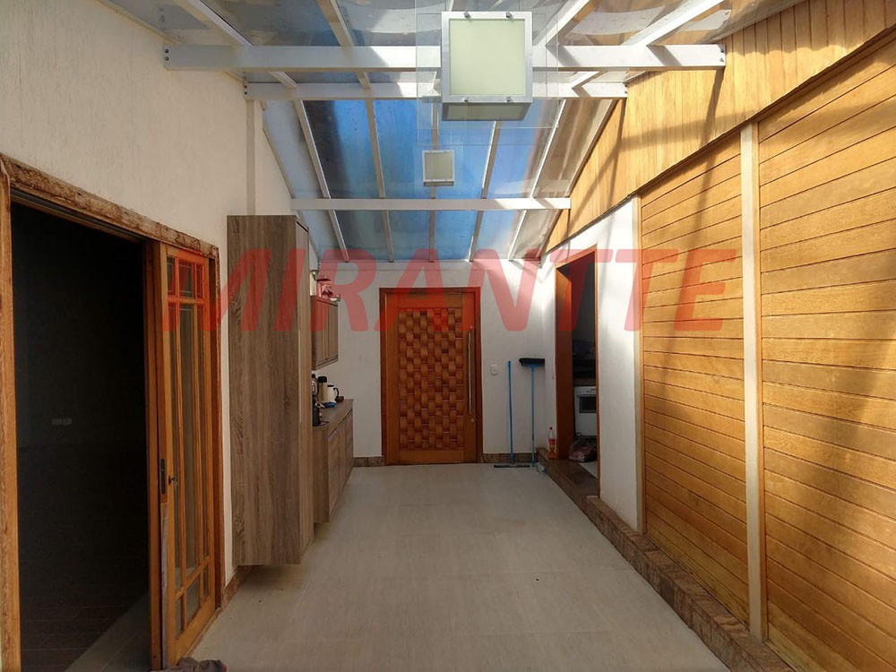 Chácara de 700m² com 6 quartos em VILA MACHADO