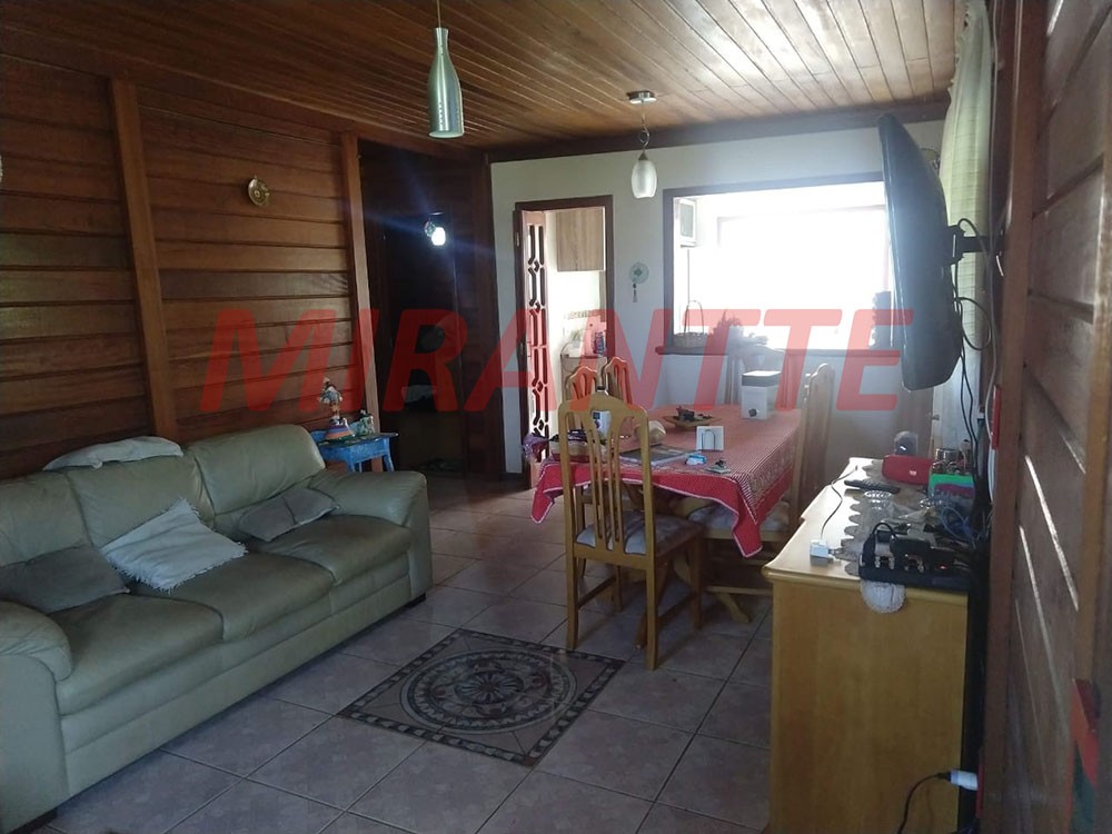 Chácara de 700m² com 6 quartos em VILA MACHADO