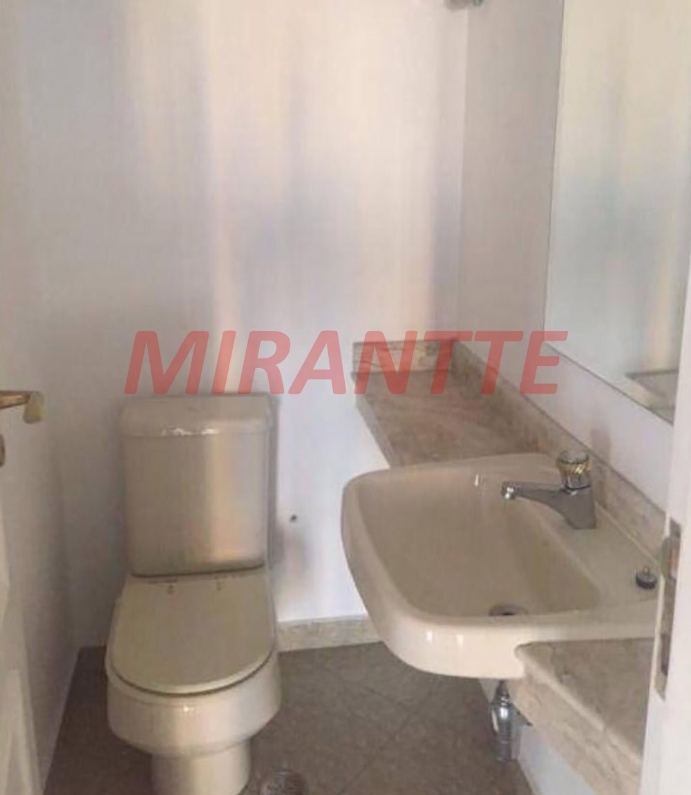 Apartamento de 180m² com 4 quartos em Centro