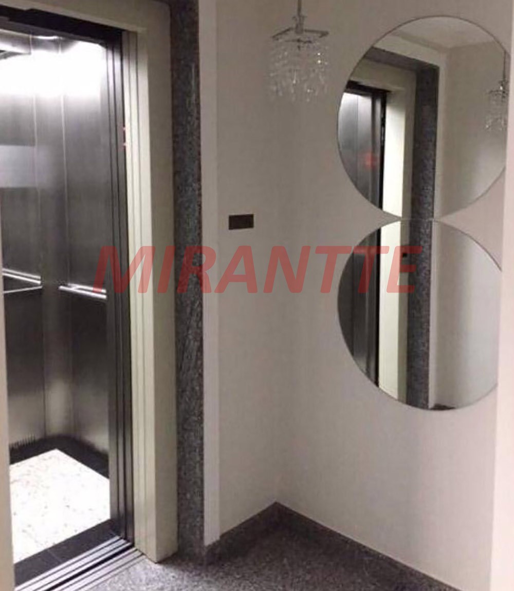 Apartamento de 180m² com 4 quartos em Centro