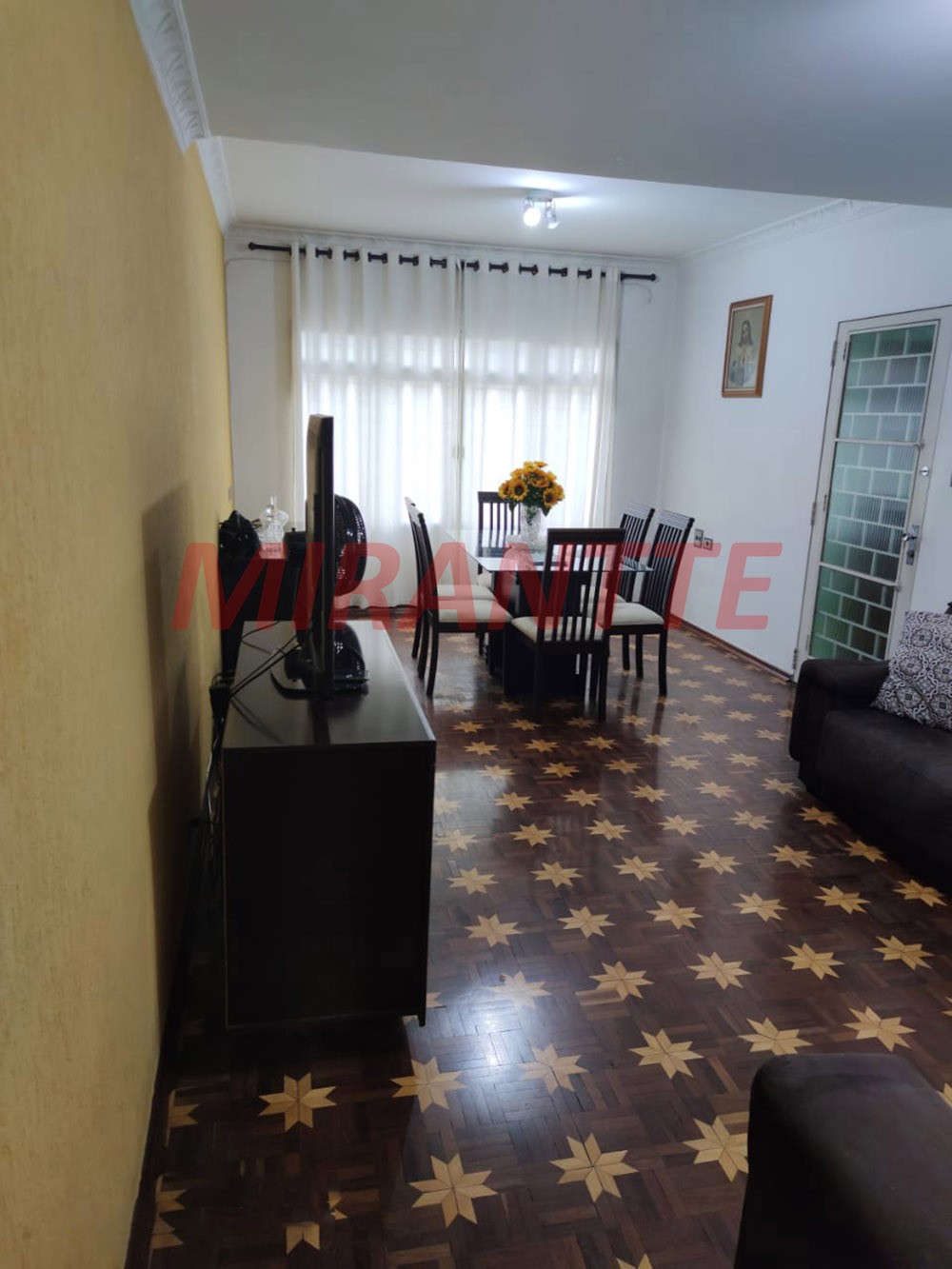Sobrado de 200m² com 3 quartos em Santana
