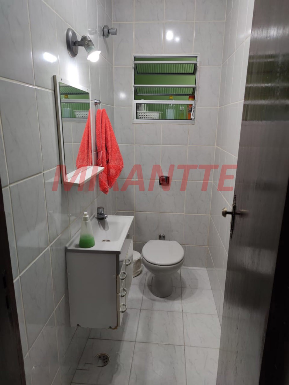 Sobrado de 200m² com 3 quartos em Santana
