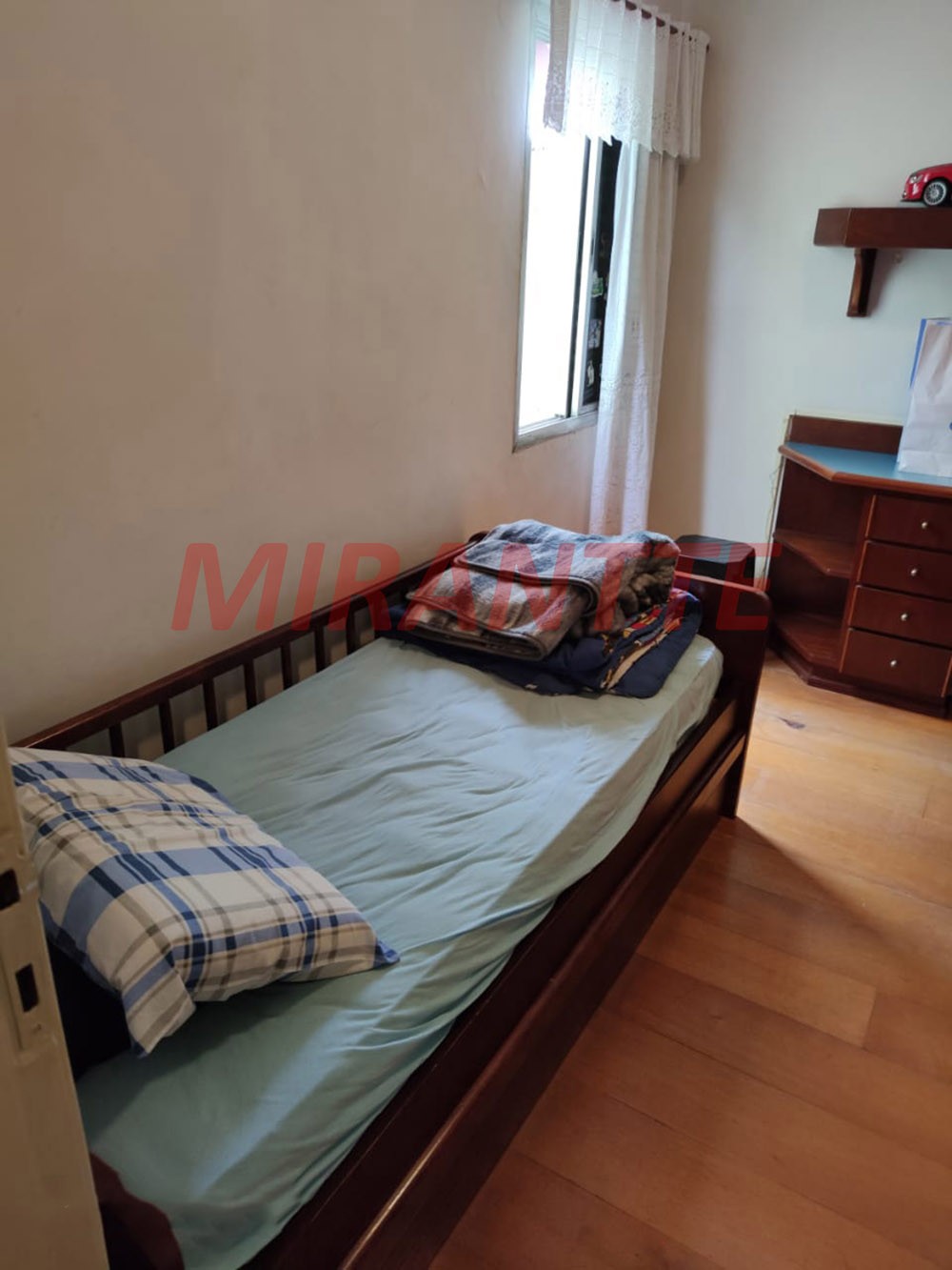 Sobrado de 200m² com 3 quartos em Santana