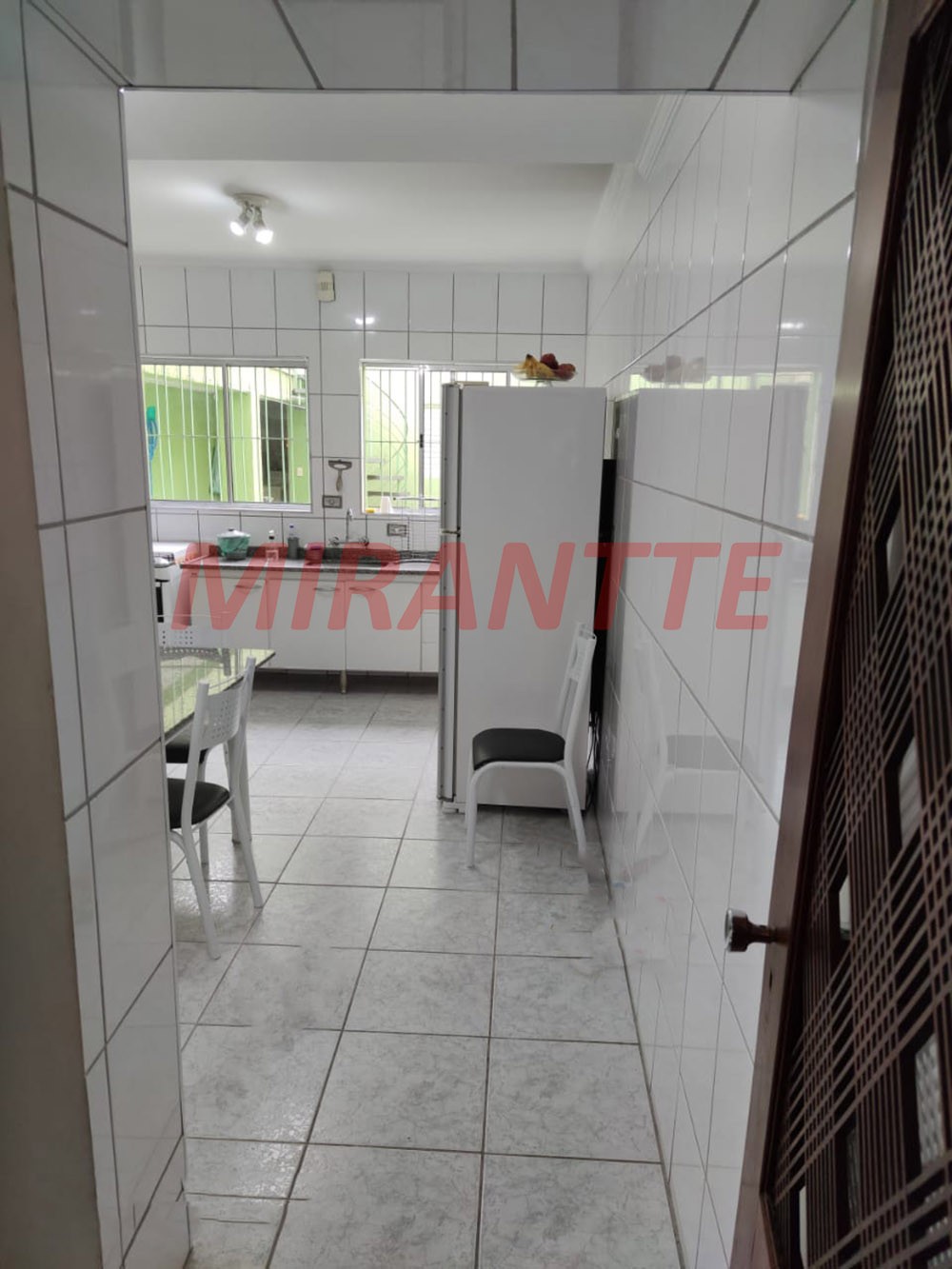 Sobrado de 200m² com 3 quartos em Santana