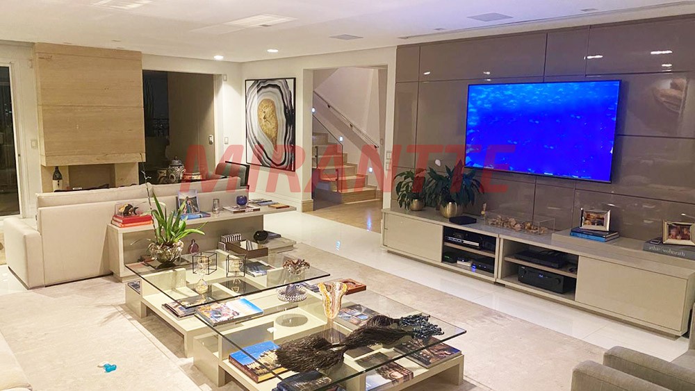 Cobertura de 520m² com 4 quartos em Santana