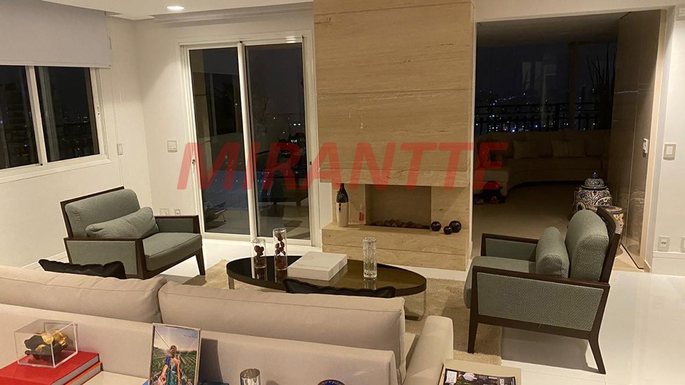 Cobertura de 520m² com 4 quartos em Santana