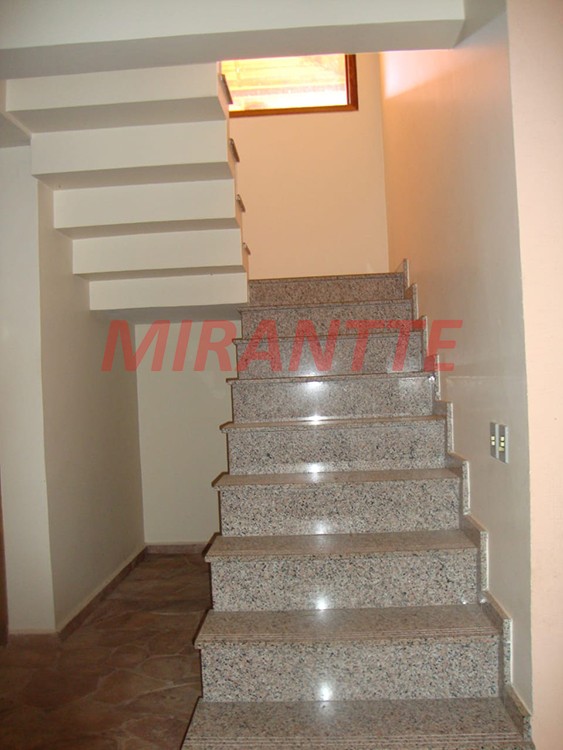 Sobrado de 400m² com 6 quartos em SANTA IN