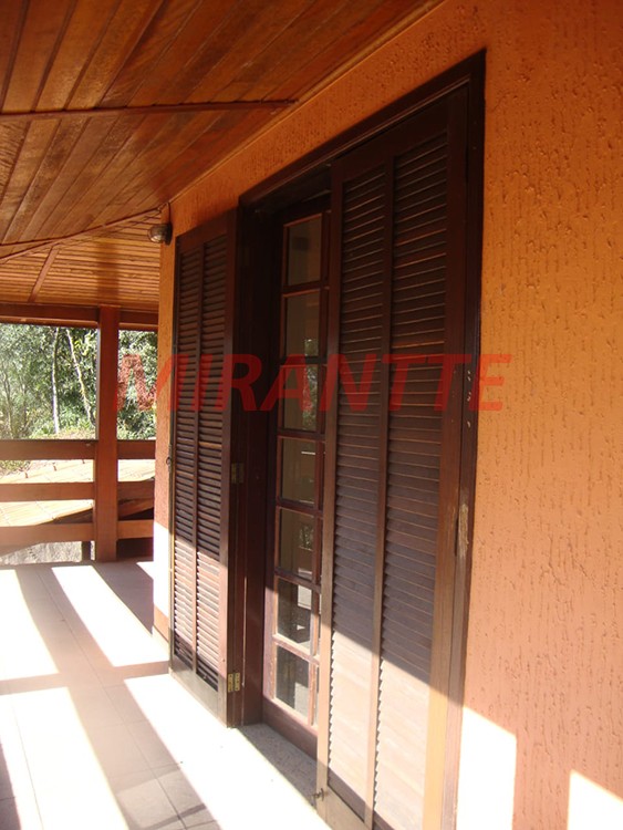 Sobrado de 400m² com 6 quartos em SANTA IN