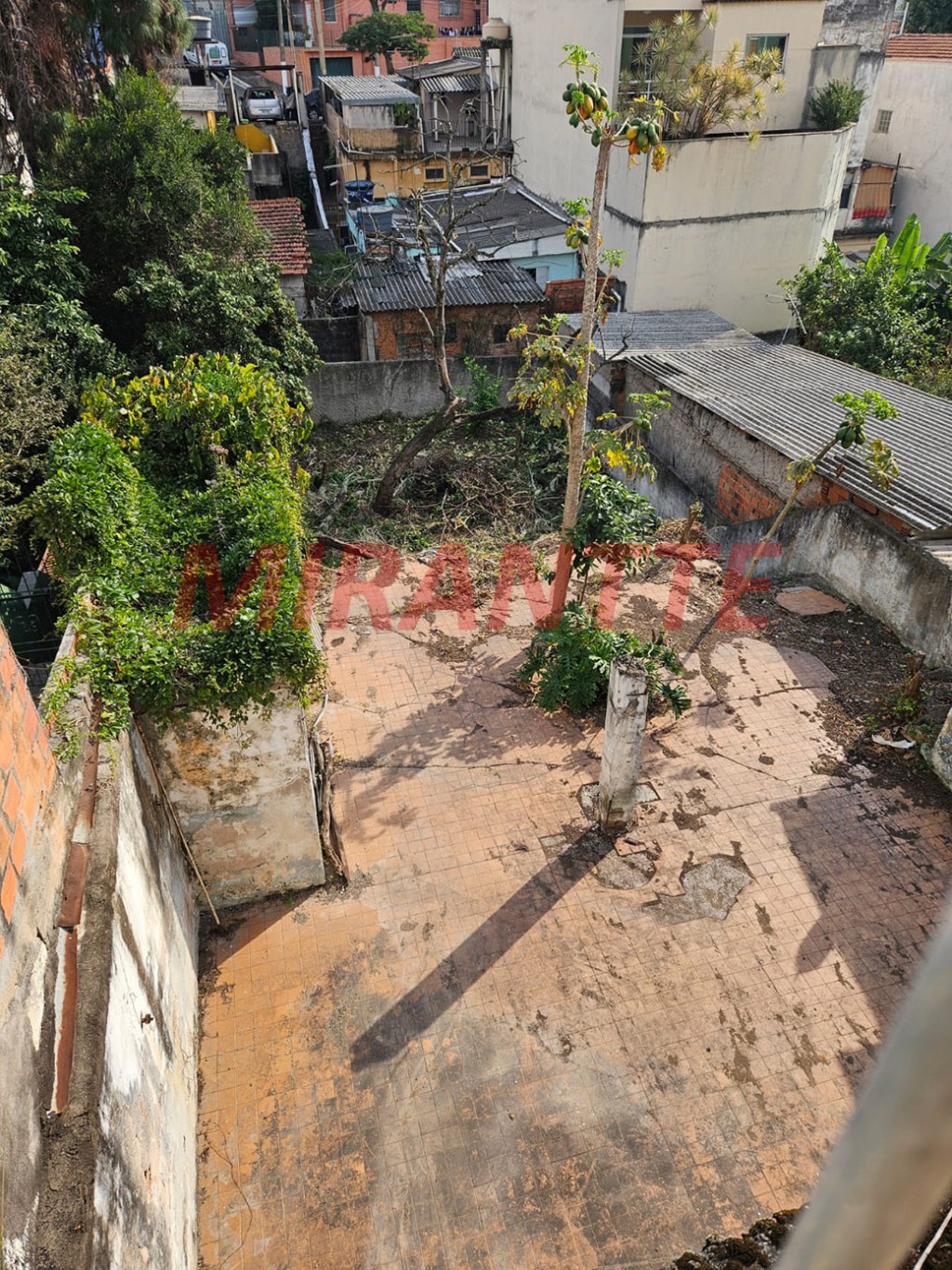Sobrado de 460m² com 3 quartos em Santa Teresinha