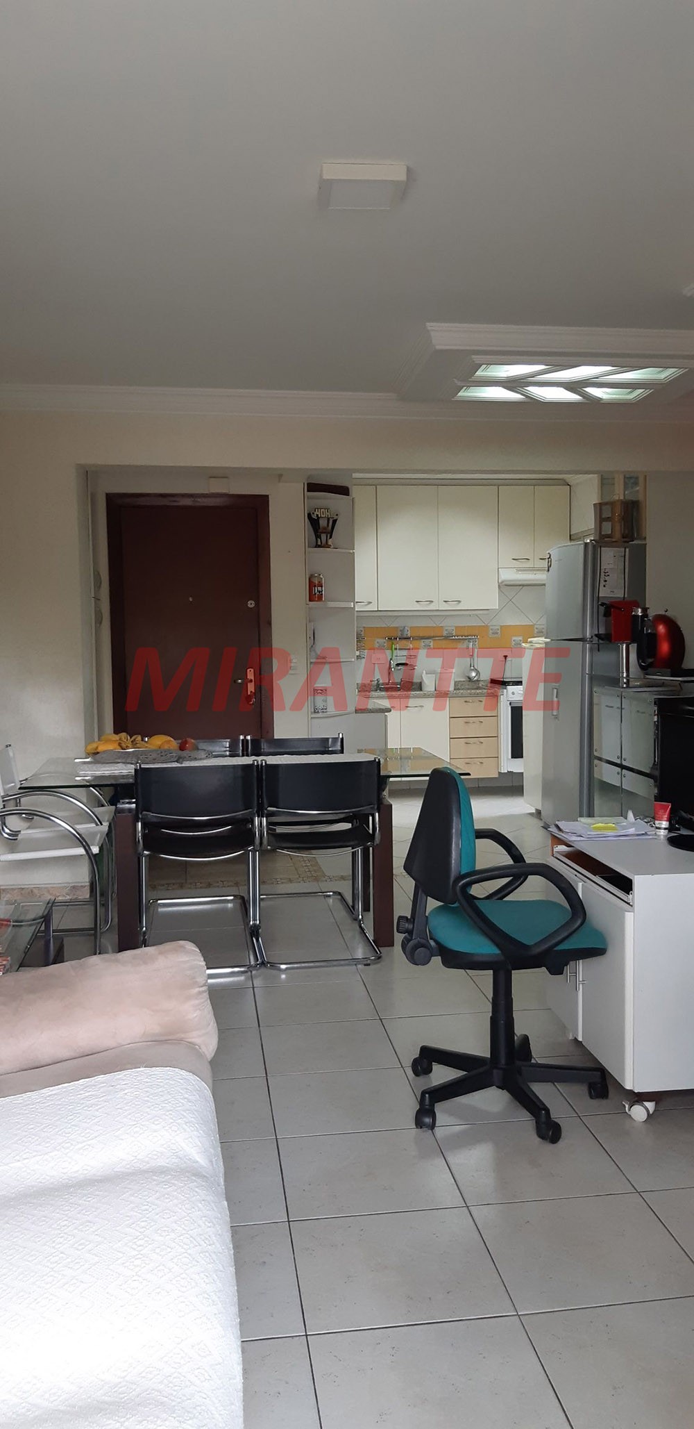 Apartamento com 3 quartos em Água Fria