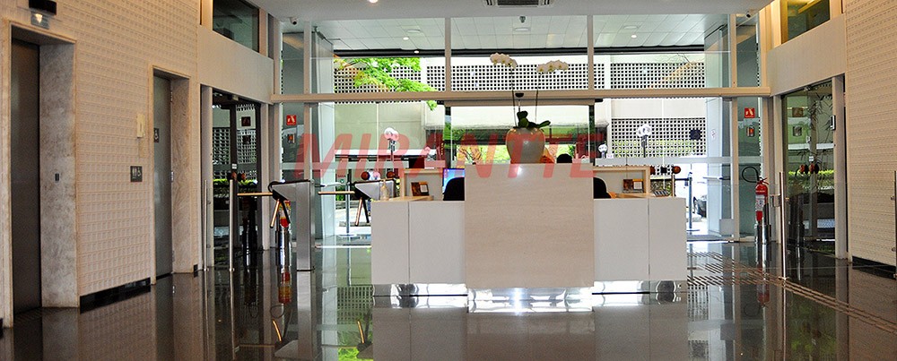 Comercial de 365m² em Chácara Santo Antônio