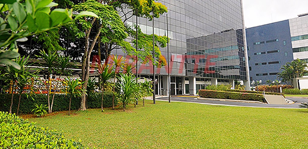 Comercial de 365m² em Chácara Santo Antônio