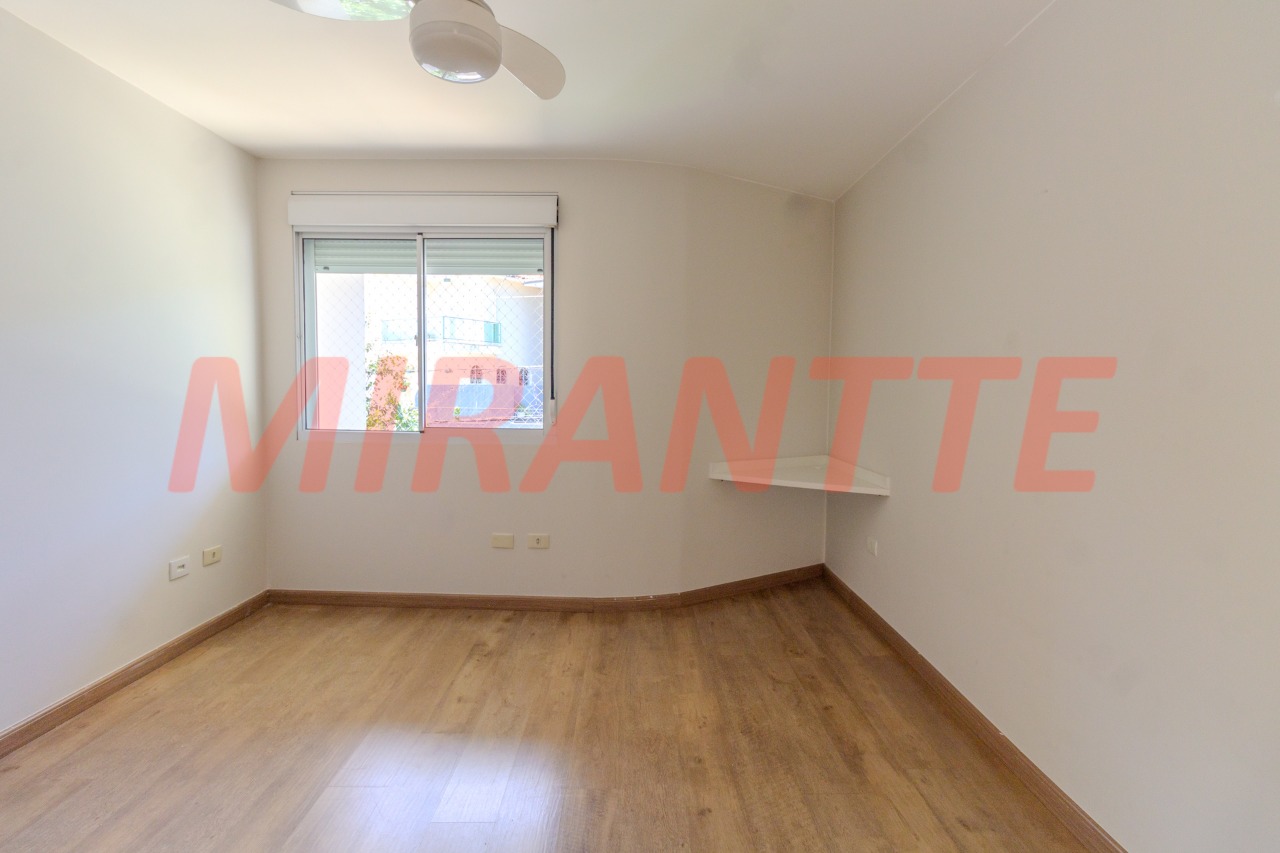 Sobrado de 361m² com 3 quartos em Barro Branco