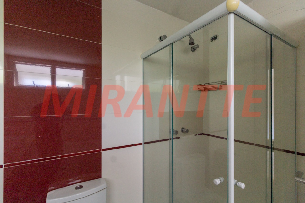 Sobrado de 361m² com 3 quartos em Barro Branco