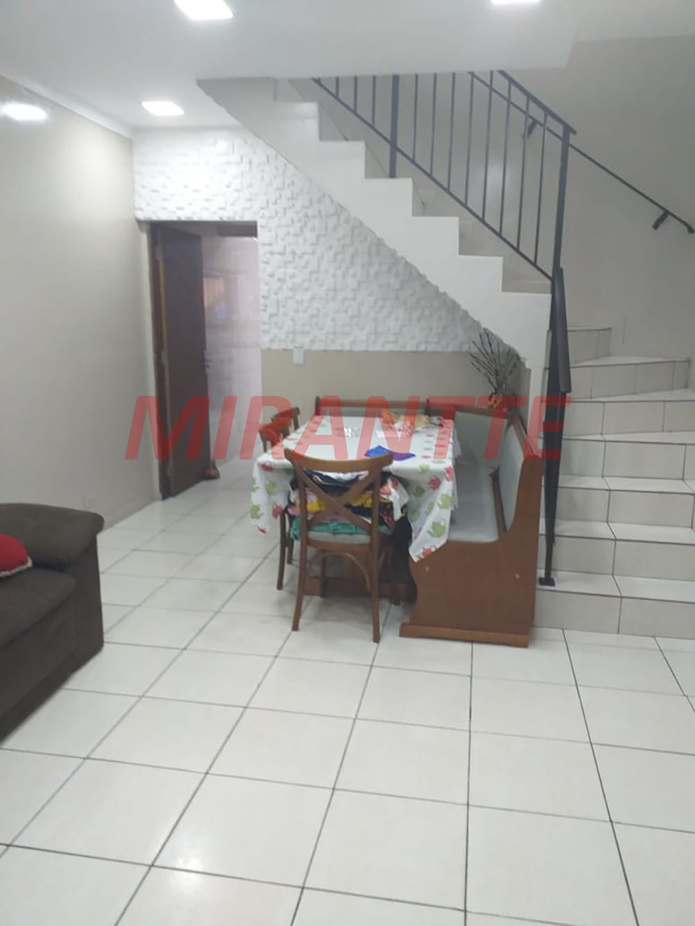 Sobrado de 250m² com 4 quartos em Parque Continental II