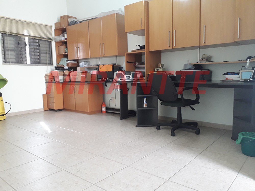 Comercial de 120m² com 2 quartos em Água Fria