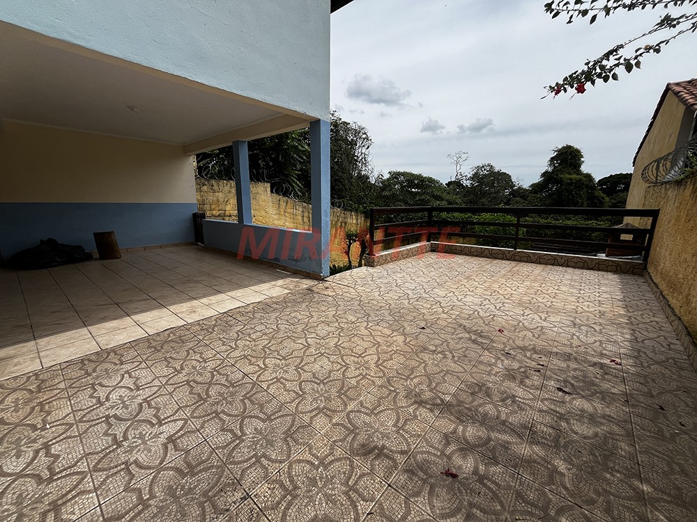 Sobrado de 230m² com 3 quartos em Serra da Cantareira