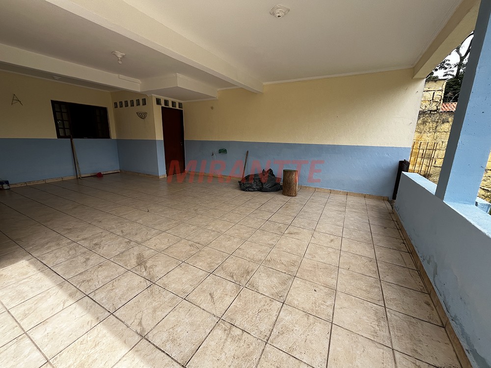 Sobrado de 230m² com 3 quartos em Serra da Cantareira