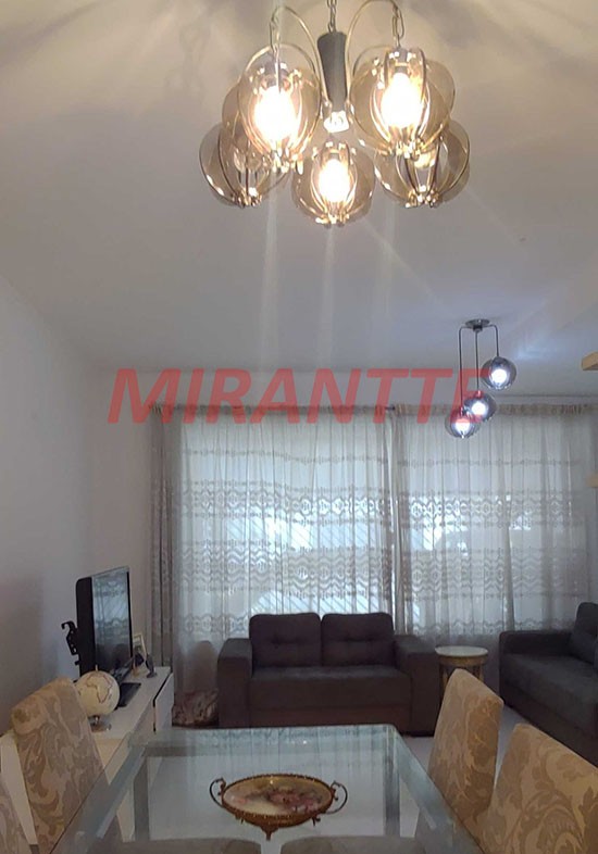 Sobrado de 159m² com 3 quartos em Jardim Bibi