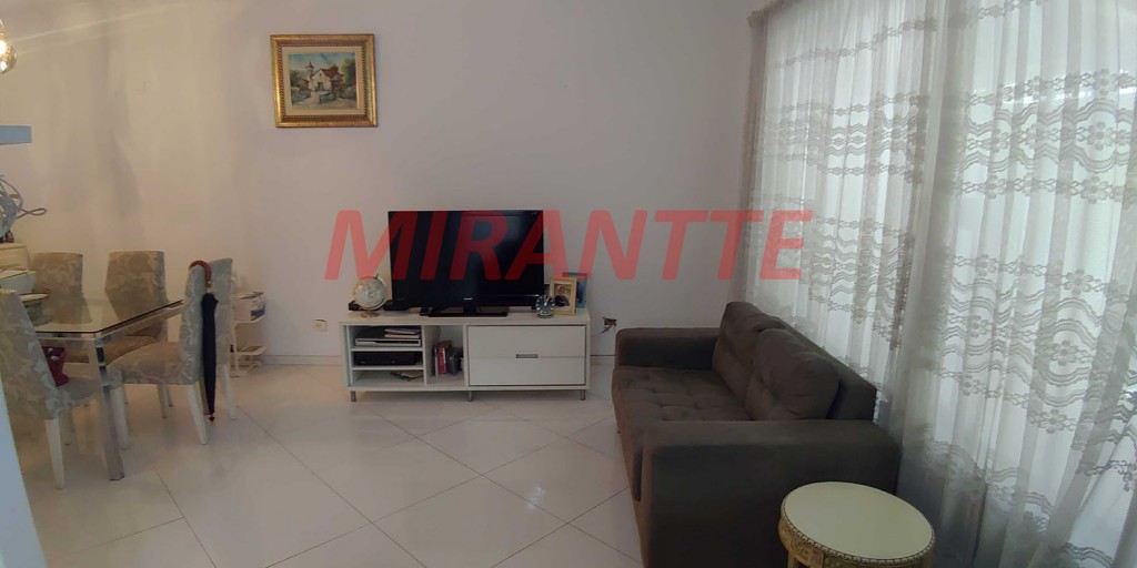 Sobrado de 159m² com 3 quartos em Jardim Bibi