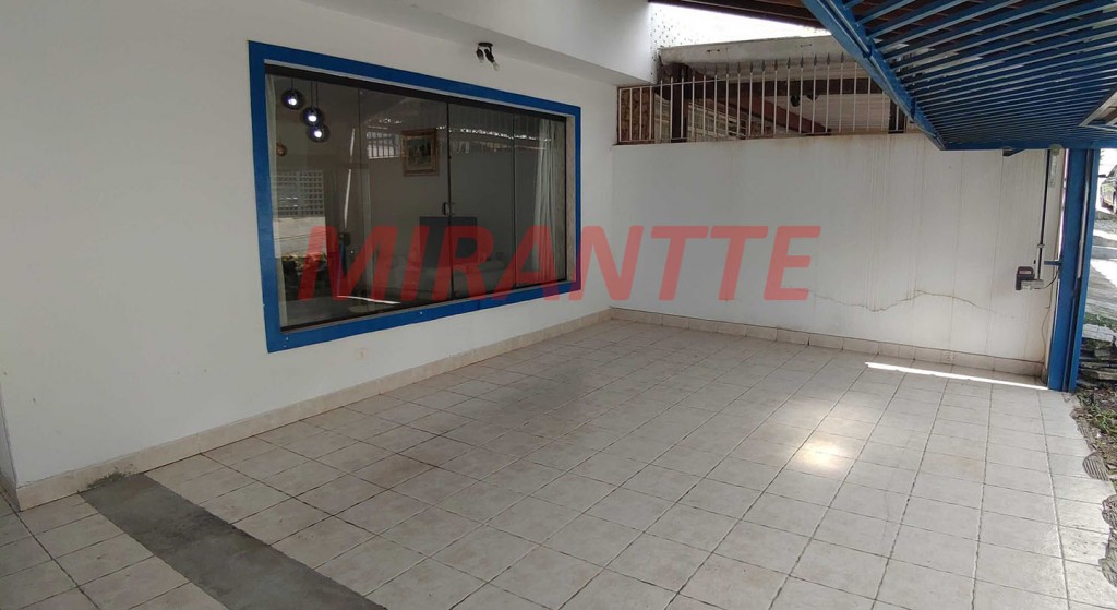 Sobrado de 159m² com 3 quartos em Jardim Bibi