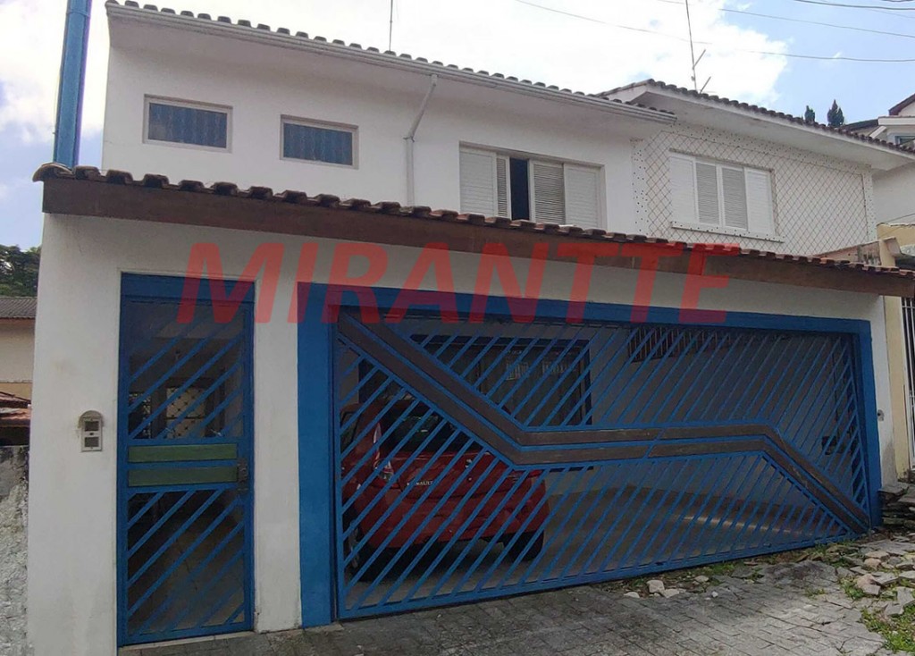 Sobrado de 159m² com 3 quartos em Jardim Bibi
