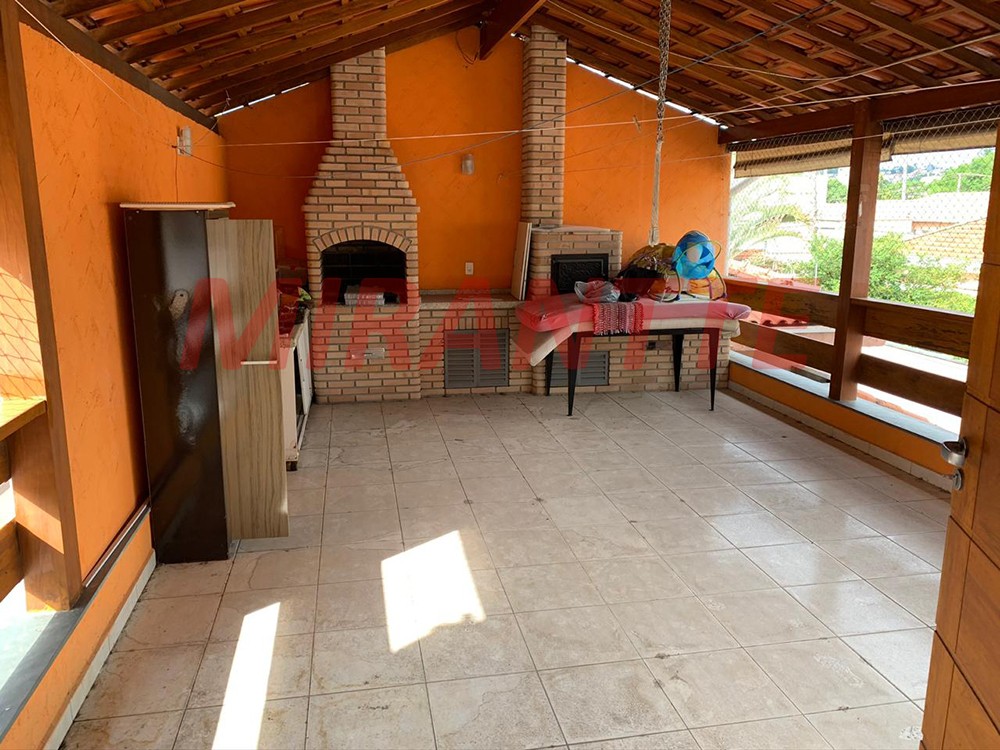 Casa terrea de 420m² com 10 quartos em Tremembe