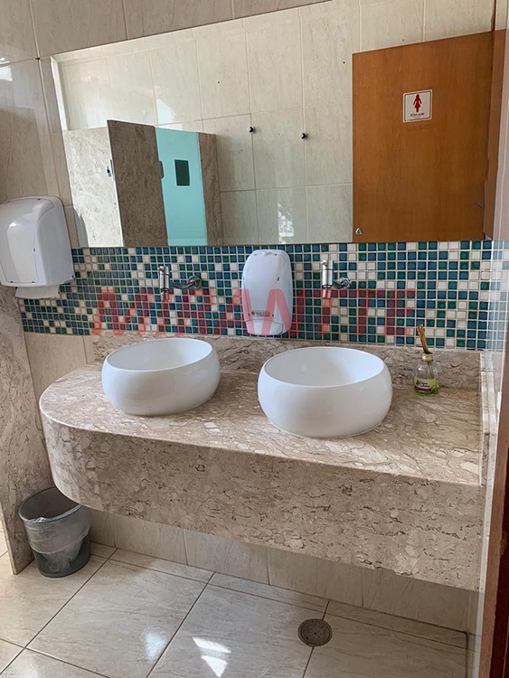 Casa terrea de 420m² com 10 quartos em Tremembe