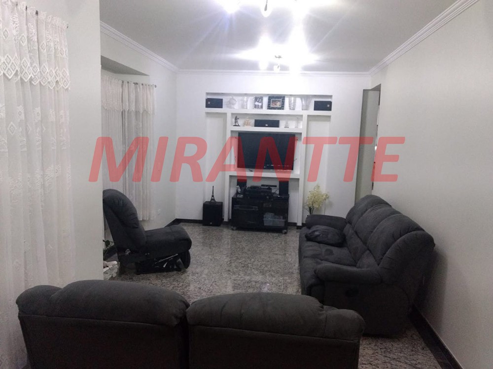 Sobrado de 380m² com 3 quartos em Serra Da Cantareira