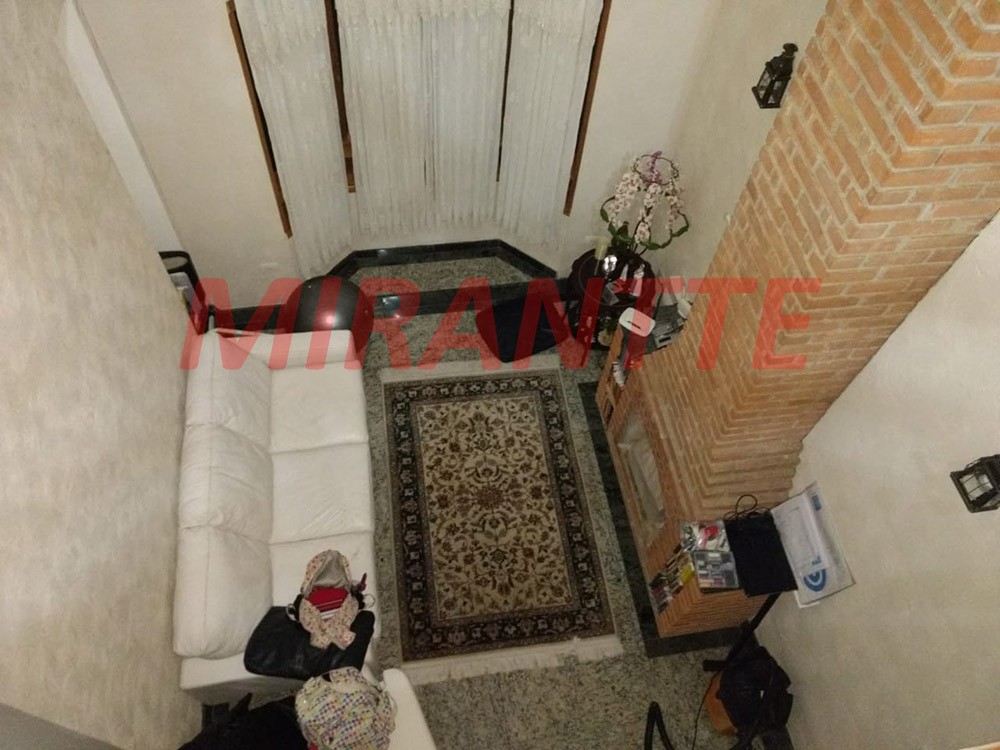 Sobrado de 380m² com 3 quartos em Serra Da Cantareira
