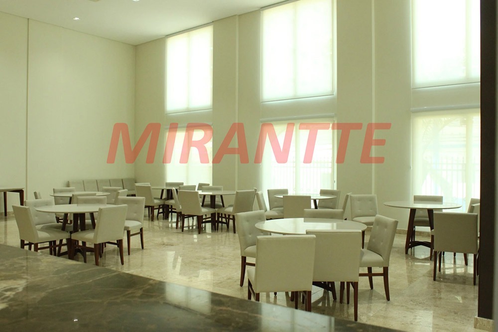 Apartamento de 76m² com 2 quartos em Santana