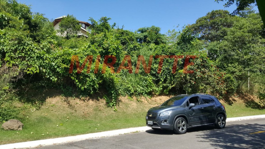 Terreno de 1302m² em Serra Da Cantareira