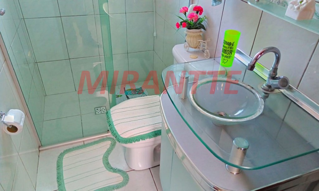 Sobrado de 200m² com 3 quartos em Jaçana