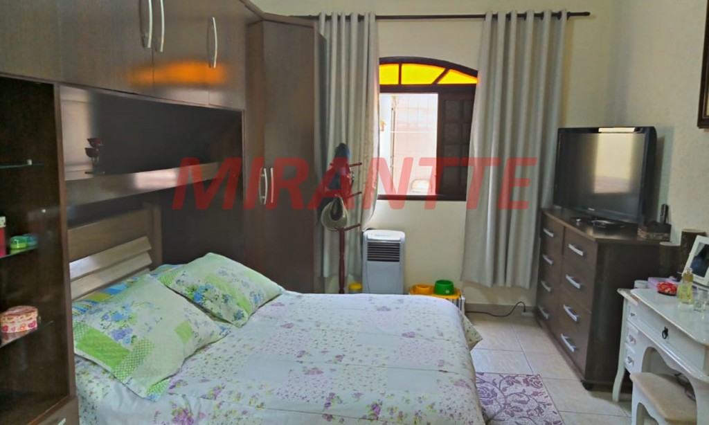 Sobrado de 200m² com 3 quartos em Jaçana
