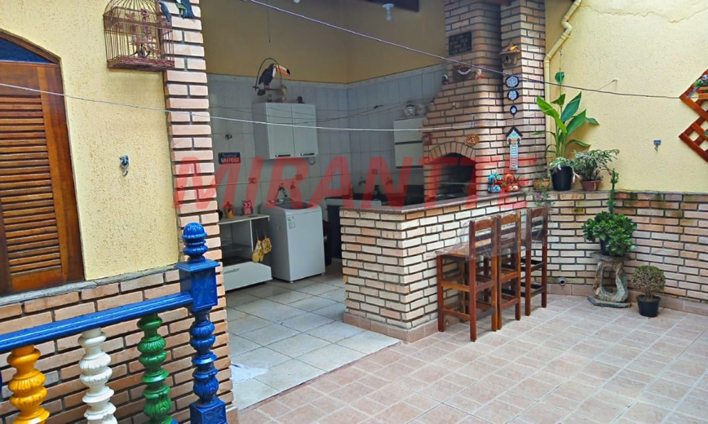 Sobrado de 200m² com 3 quartos em Jaçana