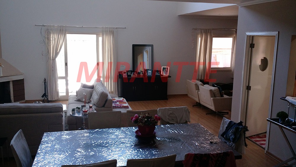 Casa terrea de 350m² com 4 quartos em Centro