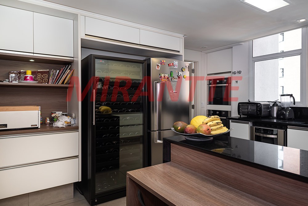 Apartamento de 341m² com 3 quartos em Jardim Paulista