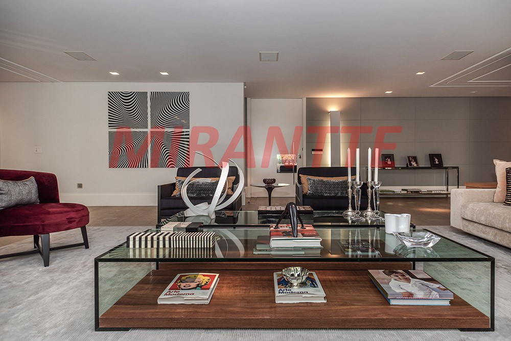 Apartamento de 341m² com 3 quartos em Jardim Paulista